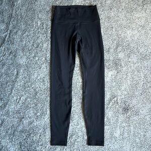 Lululemon Wunder Under black leggings size 6